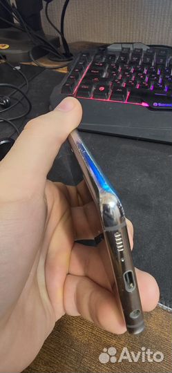 Samsung Galaxy S10, 6/128 ГБ