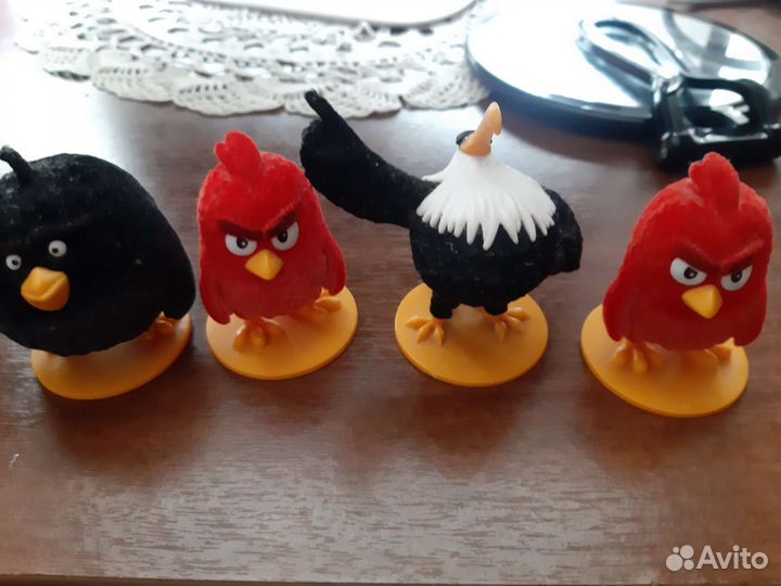 Игрушки их мультфильмов, игрушки киндер