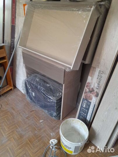 Косметический столик