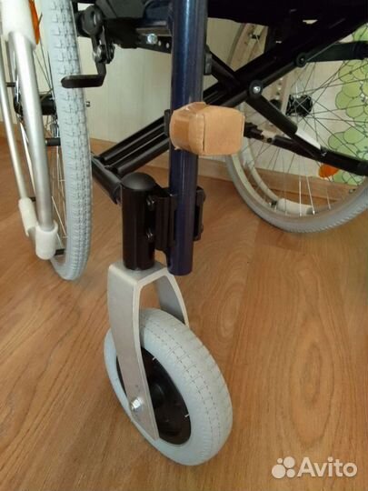 Кресло-коляска прогулочная для инвалидов