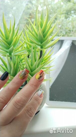 Нужна модель на маникюр гель лак наращивание