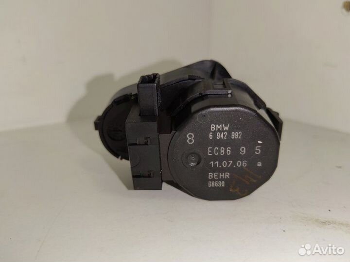 Сервопривод заслонок печки Bmw 5 E60 N52B30 2006