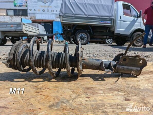 Передняя стойка амортизатора Хендай Туксон 3