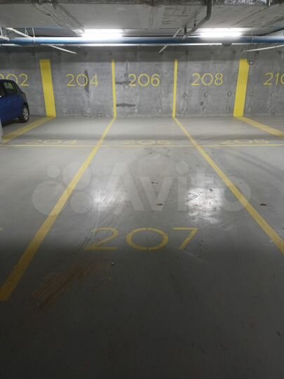 Машиноместо, 14 м²