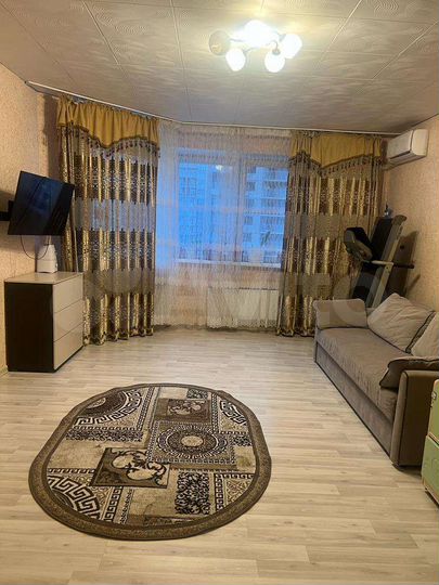 2-к. квартира, 55 м², 6/17 эт.