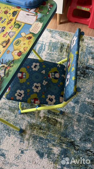 Детский стол и стул