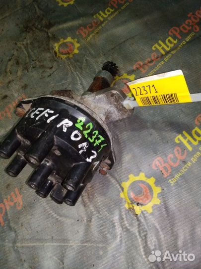 Трамблер Nissan Cefiro