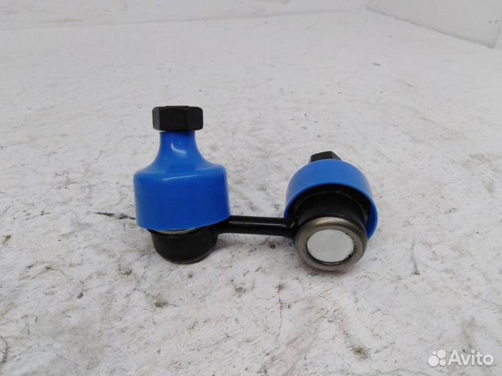 Стойка стабилизатора переднего