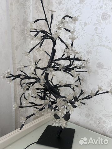 Светильник настольный в виде дерева