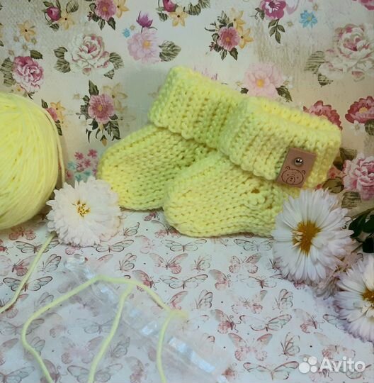 Носочки для новорожденного