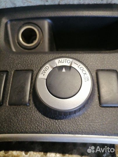 Консоль кпп Nissan X-Trail