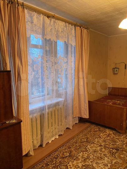 1-к. квартира, 30 м², 4/4 эт.