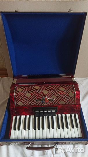 Аккордеон Barcarole magister (5 регистров)