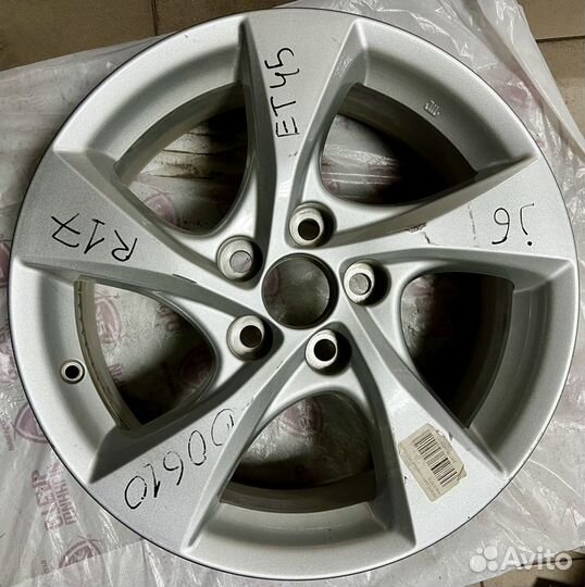 Диск колесный 17” Toyota Rav 4 оригинал