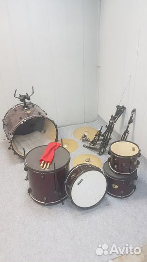 Музыкальная ударная установка фирмы Peace