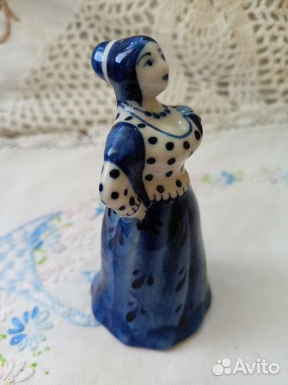 Фарфоровые статуэтки