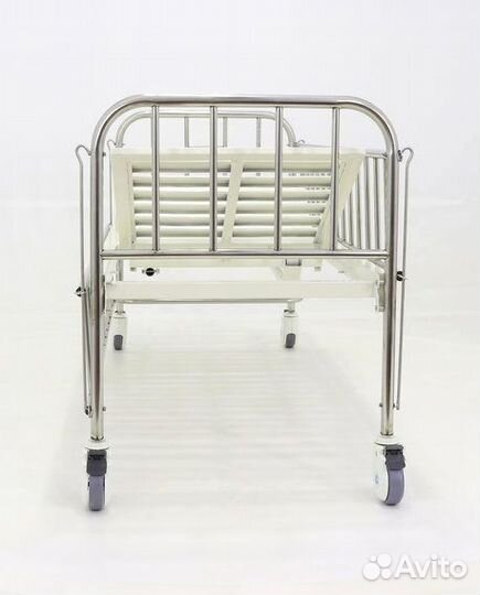 Медицинская кровать функциональная