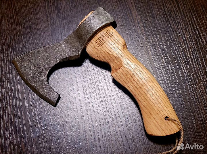 Топорик туристический