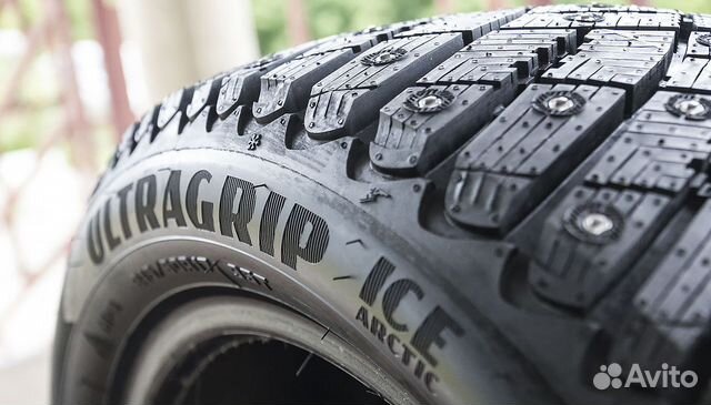 Goodyear UltraGrip Arctic 2 SUV 255/55 R20 110T
