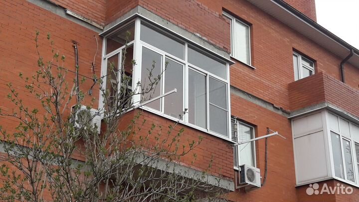 Остекление, отделка балконов под ключ