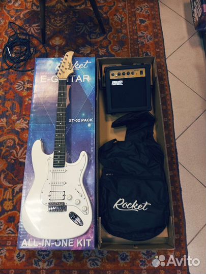 Электрогитара полный комплект