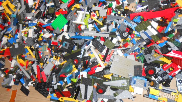 Большая коробка lego вес 8.5 кг