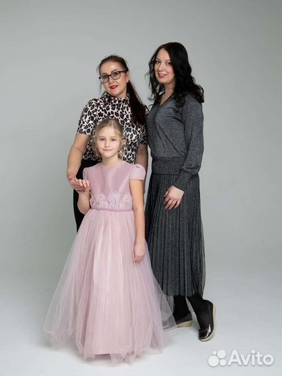 Новое нарядное платье для девочки длинное 116-140