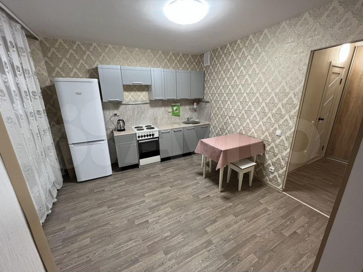 1-к. квартира, 43 м², 9/16 эт.