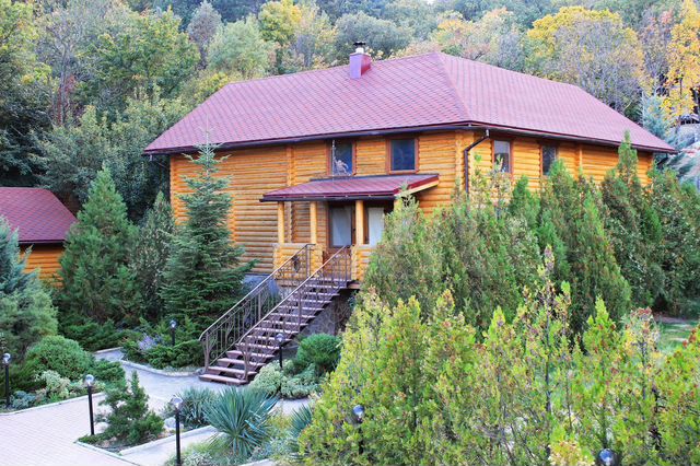 Дом 250 м² на участке 15 сот.