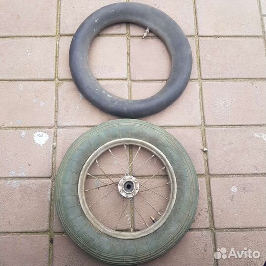 Колесо переднее от детского велика и камера