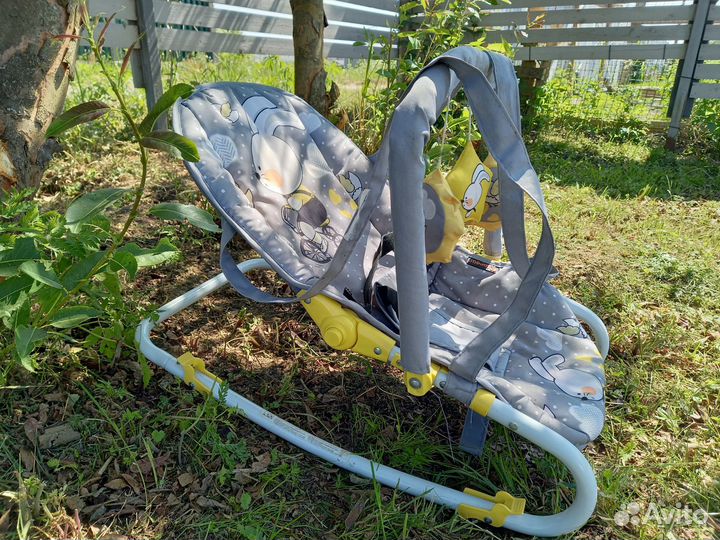 Шезлонг детский