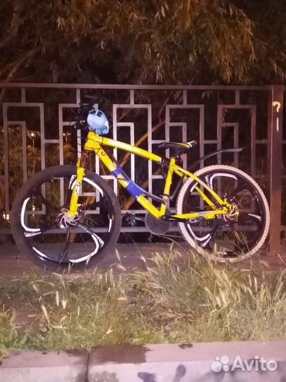 Велосипед BMW