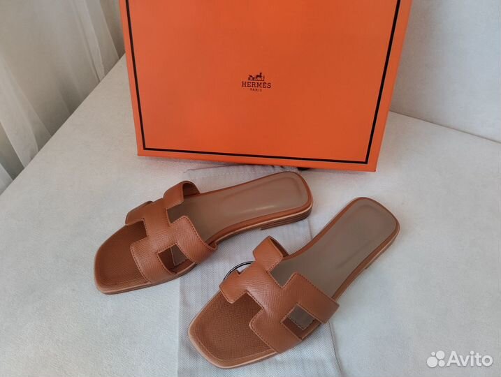 Шлепки hermes