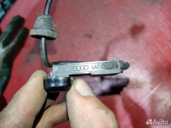 Датчик парковки Audi A6 седан 2.8 AAH 1997