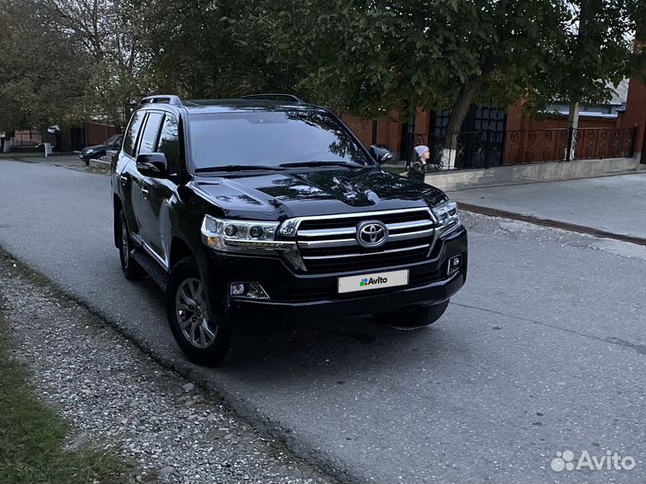 Toyota Land Cruiser 5.7 AT, 2008, 524 000 км