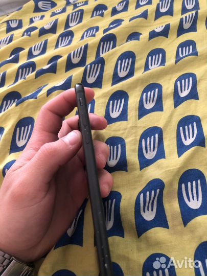 iPhone 8 Plus, 64 ГБ