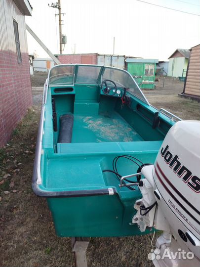 Катер волжанка