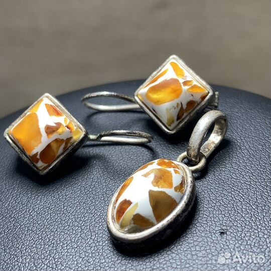 Винтажный Набор Серьги И Кулон Ретро