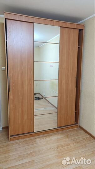 Шкаф-купе б/у