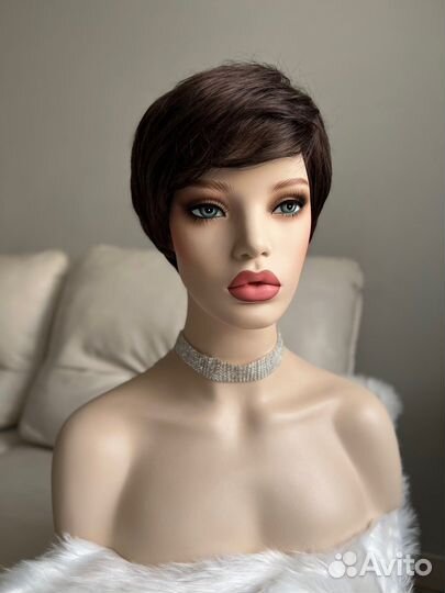 Парик стрижка натуральный