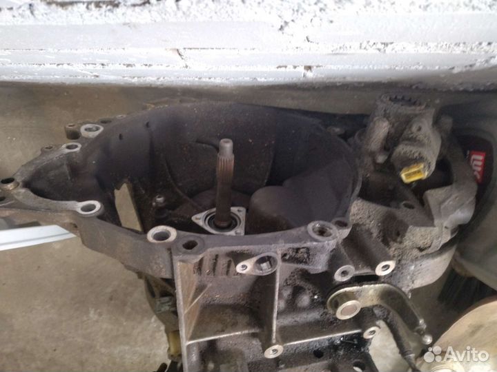 Пежо партнёр МКПП коробка