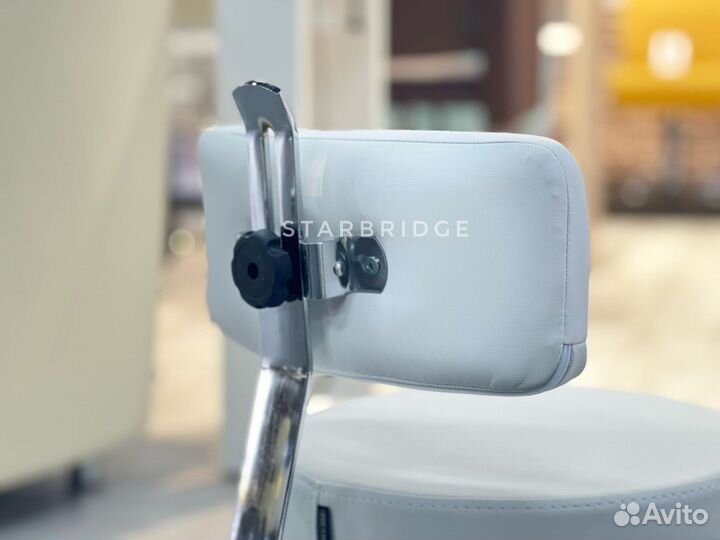 Стул мастера с регулировкой спинки