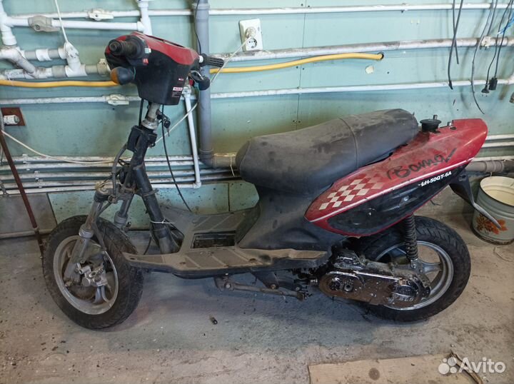 Скутер на запчасти