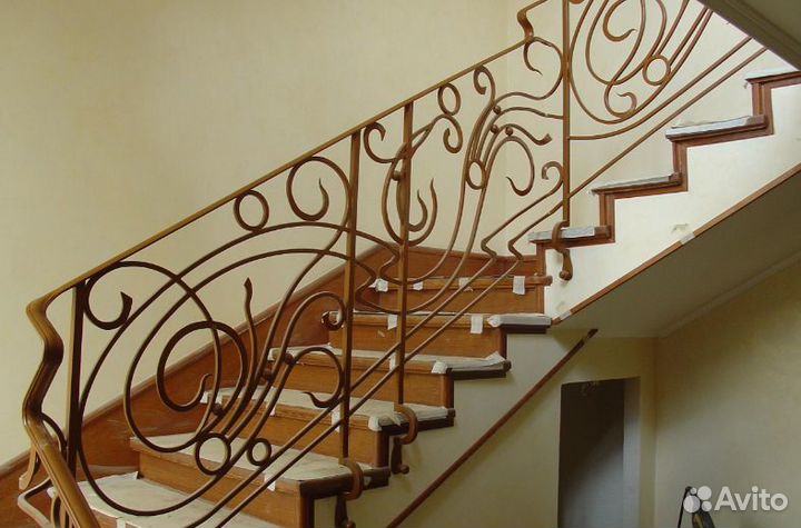 Кованые лестничные ограждения