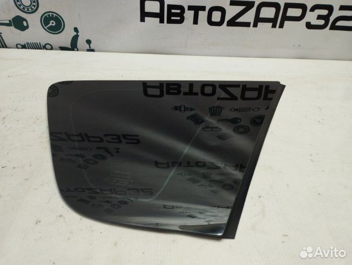 Форточка задняя правая Nissan Note E11 CR14DE 2007