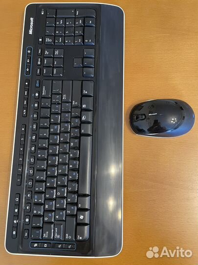 Беспроводная клавиатура и мышь