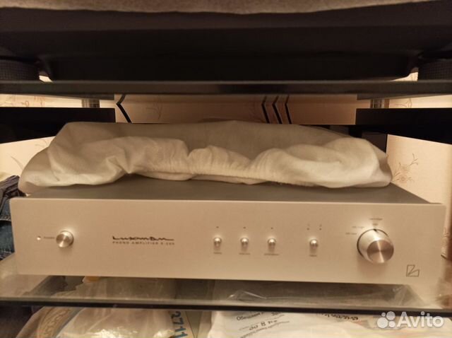 Фонокорректор Luxman E-200