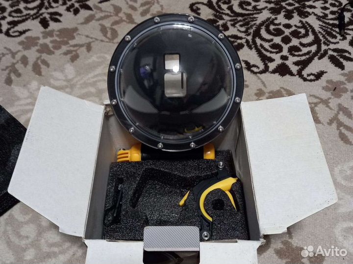 Камера видеонаблюдения купольная