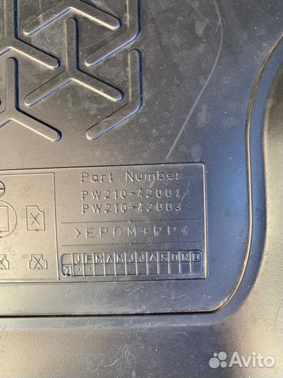 Коврик toyota RAV4. Оригинал