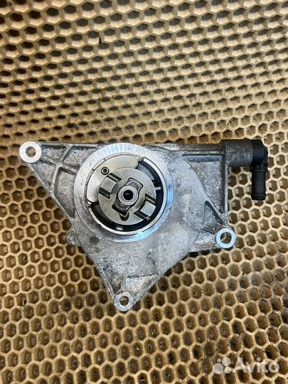 Вакумный насос hyundai h1 2018